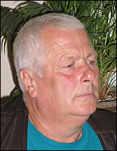 edward-jewiarz.jpg (13070 bytes)